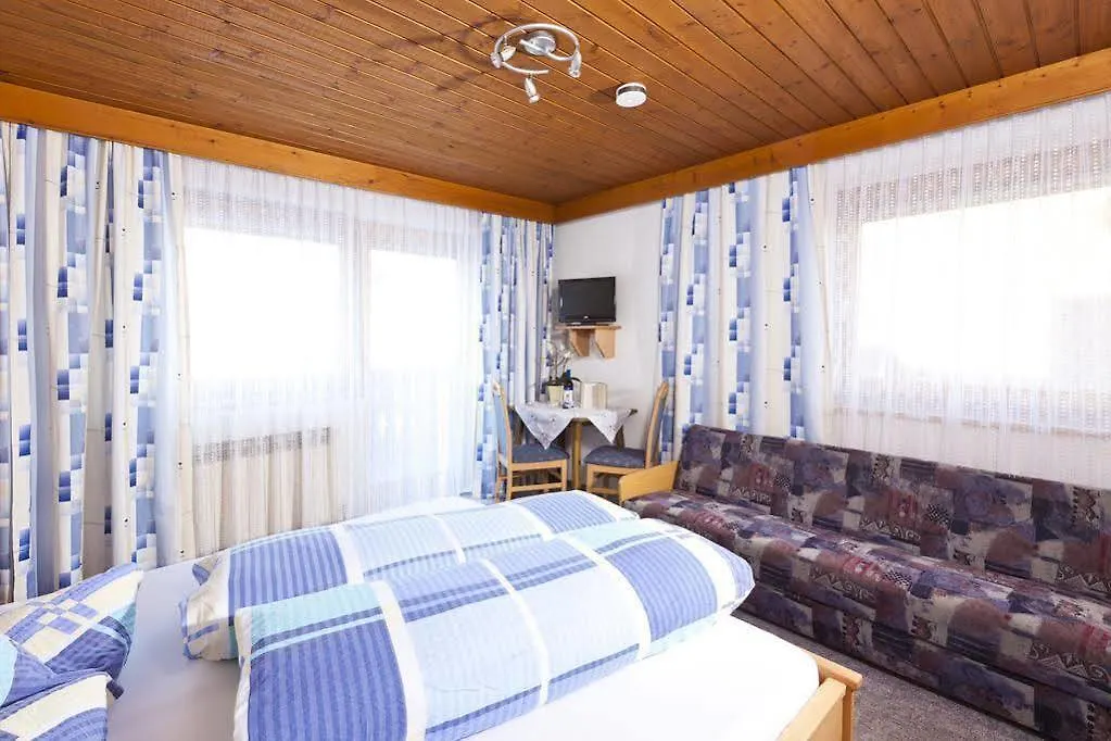 Gaesteheim Schmiedhof Solden 4*,  Austria